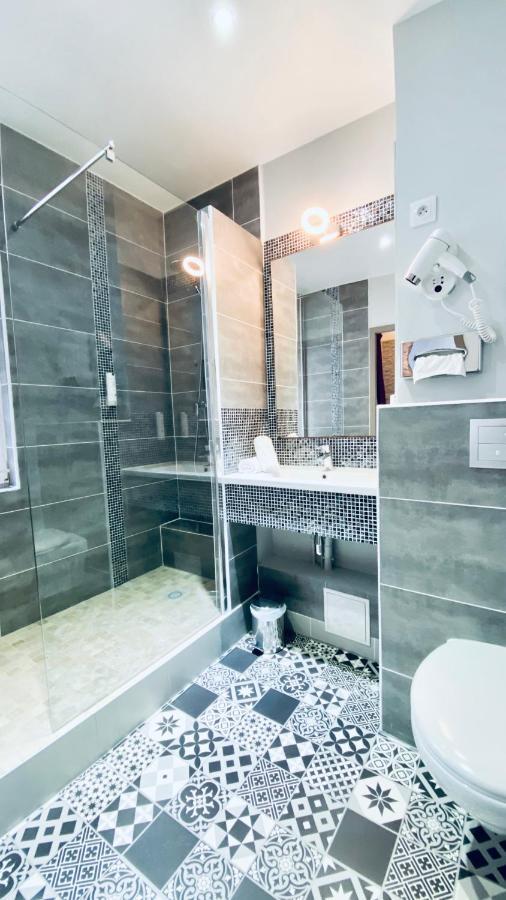 Western Saint Claude Hotel 3*
